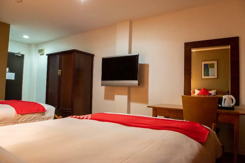 Hotel Oyo 430 Oak Valley Boutique 2*
